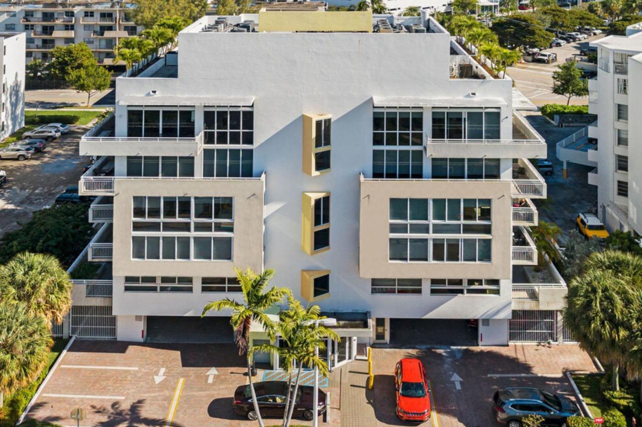 Roami At Sunny Isles Apartment ไมอามีบีช ภายนอก รูปภาพ
